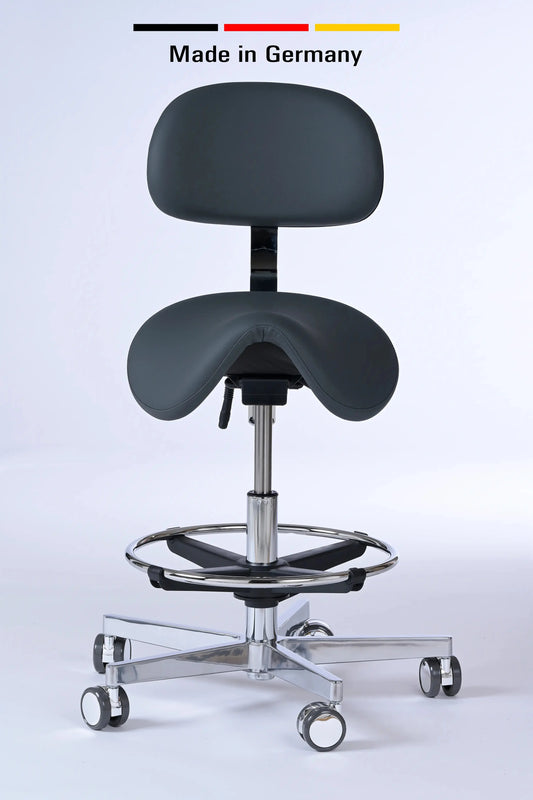 Sattelhocker mit Rückenlehne Garwin – Gestell chrom mit Rollen – ergonomischer Sattelstuhl - Made in Germany - Lacontaire