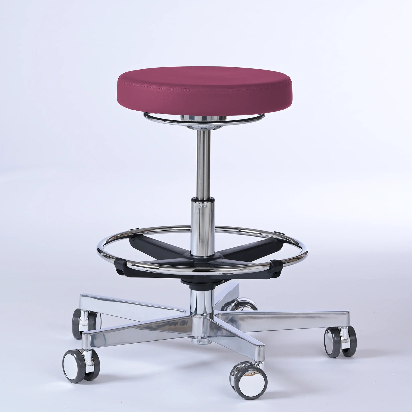 Drehhocker Lantinus – Gestell chrom mit Rollen – ergonomischer Praxishocker - lila (4958) / Große Sitzfläche / Mit Fußstütze - Lacontaire