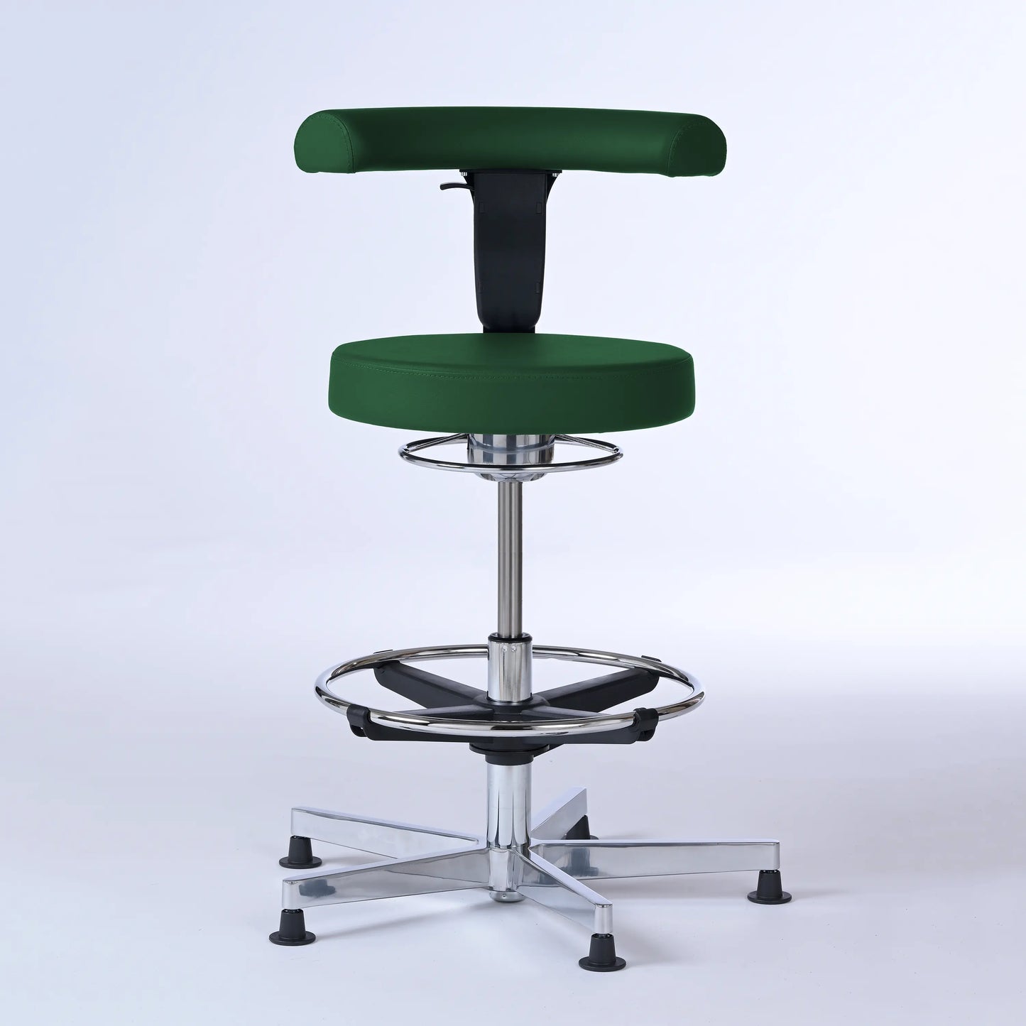 Stehhocker mit Rückenlehne Lantinus – Gestell chrom mit Gleitern – ergonomischer Drehhocker - dunkelgrün (4944) / Große Sitzfläche / Mit Fußstüt - Lacontaire