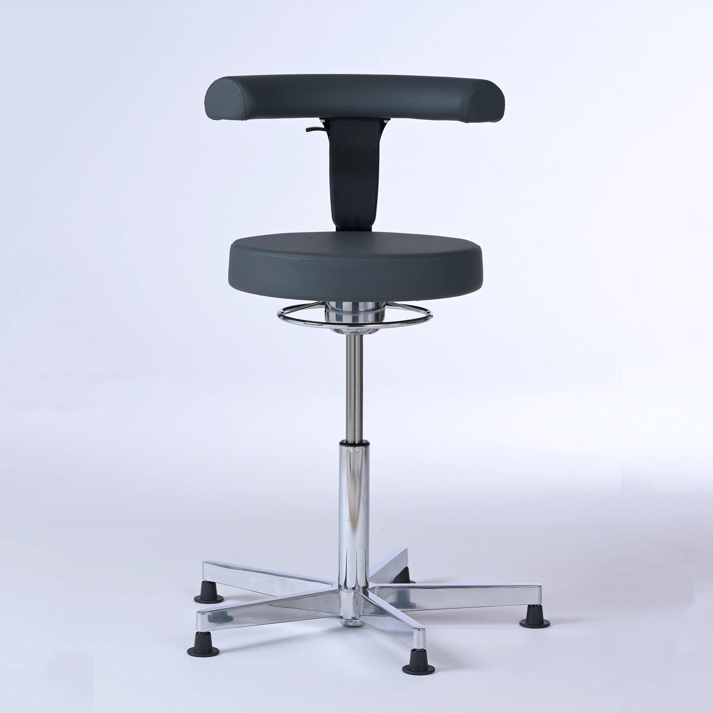 Stehhocker mit Rückenlehne Lantinus – Gestell chrom mit Gleitern – ergonomischer Drehhocker - anthrazit (4978) / Große Sitzfläche / Ohne Fußstüt - Lacontaire