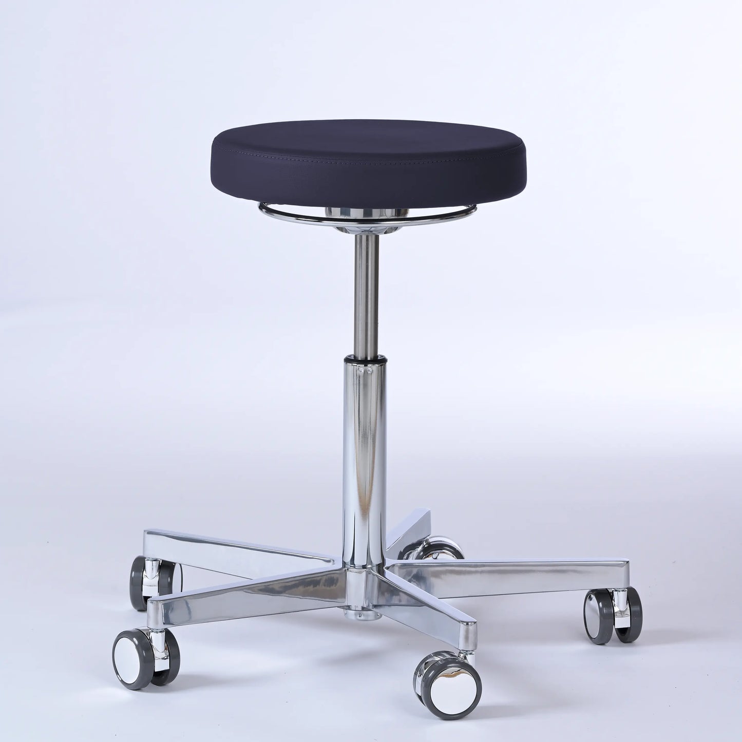 Drehhocker Lantinus – Gestell chrom mit Rollen – ergonomischer Praxishocker - dunkelblau (4966) / Große Sitzfläche / Ohne Fußstü - Lacontaire