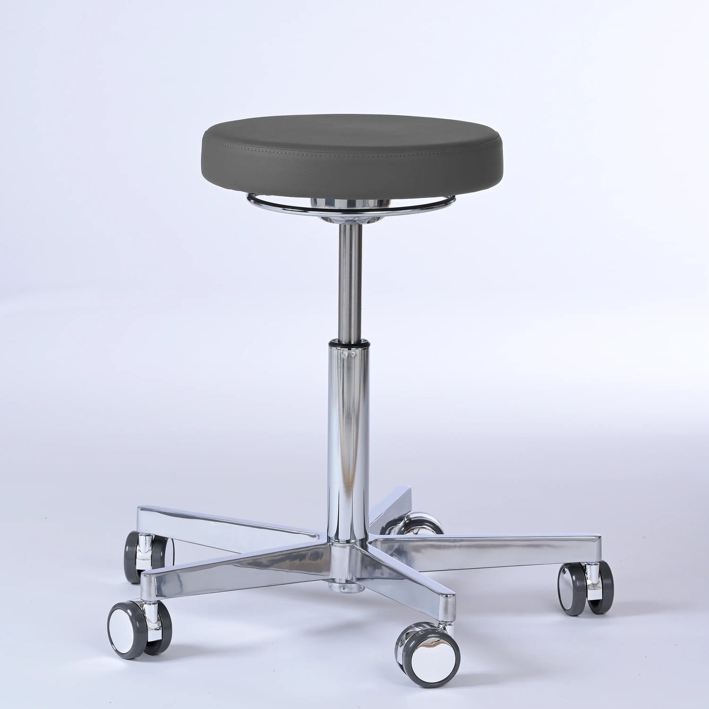 Drehhocker Lantinus – Gestell chrom mit Rollen – ergonomischer Praxishocker - grau (4973) / Große Sitzfläche / Ohne Fußstütze - Lacontaire