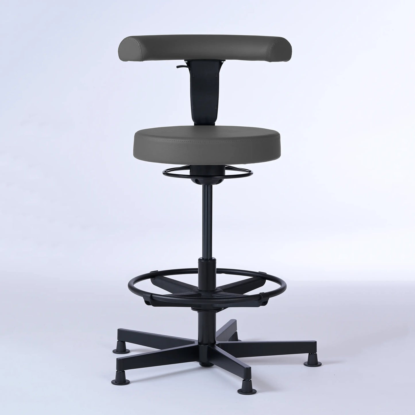 Stehhocker mit Rückenlehne Lantinus – Gestell Aluminium mit Gleitern – ergonomischer Drehhocker - grau (4973) / Große Sitzfläche / Mit Fußstütze - Lacontaire