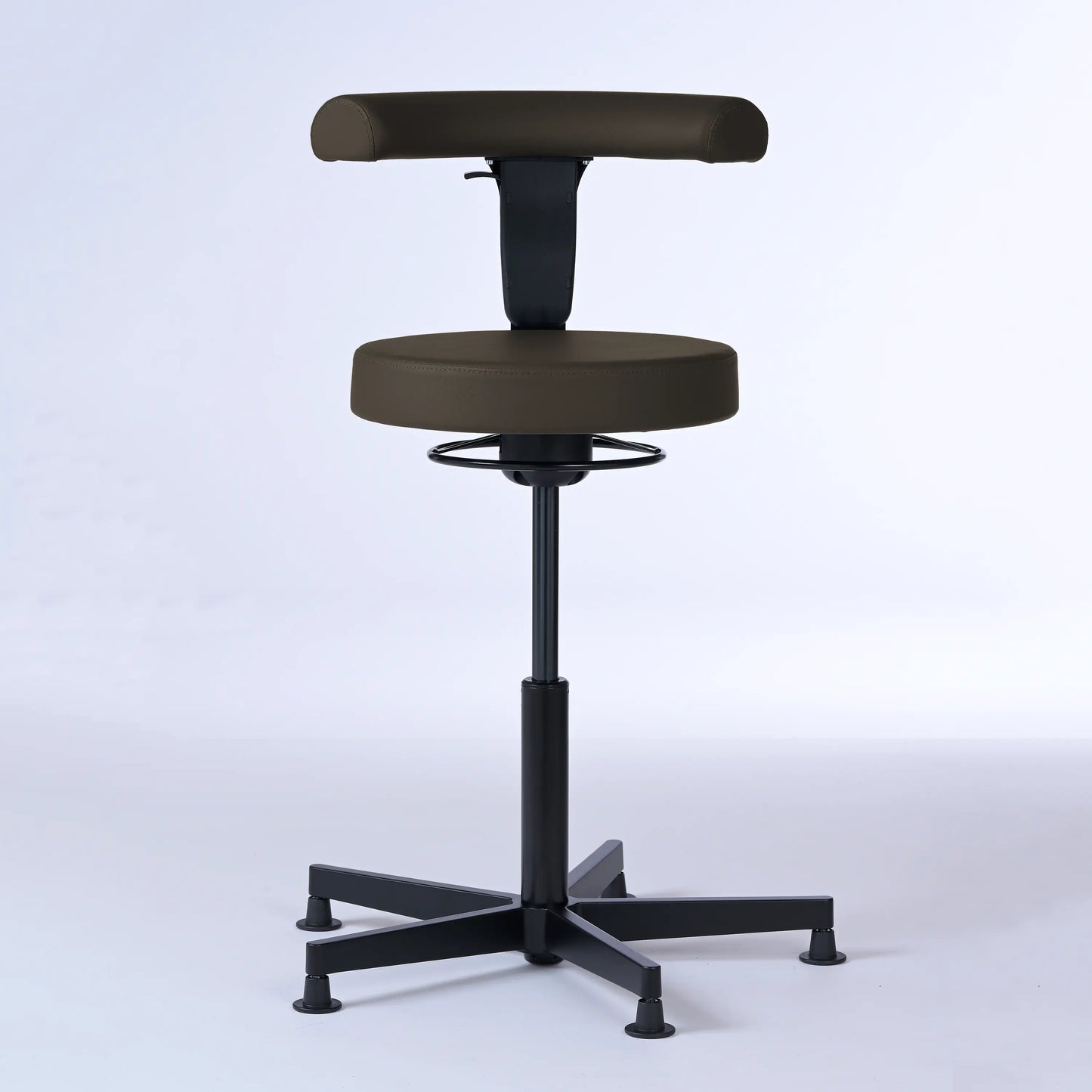 Stehhocker mit Rückenlehne Lantinus – Gestell Aluminium mit Gleitern – ergonomischer Drehhocker - dunkelbraun (4936) / Große Sitzfläche / Ohne Fußst - Lacontaire