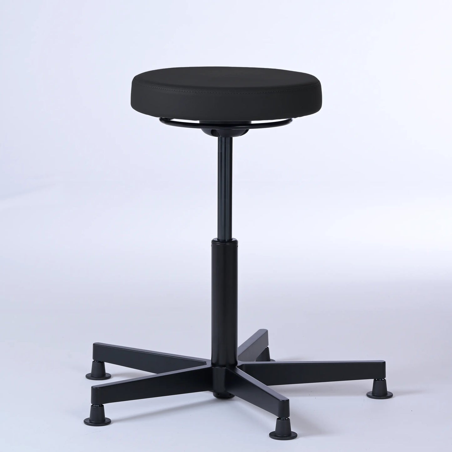 Stehhocker Lantinus – Gestell Aluminium mit Gleitern – ergonomischer Drehhocker - schwarz (4979) / Große Sitzfläche / Ohne Fußstütze - Lacontaire