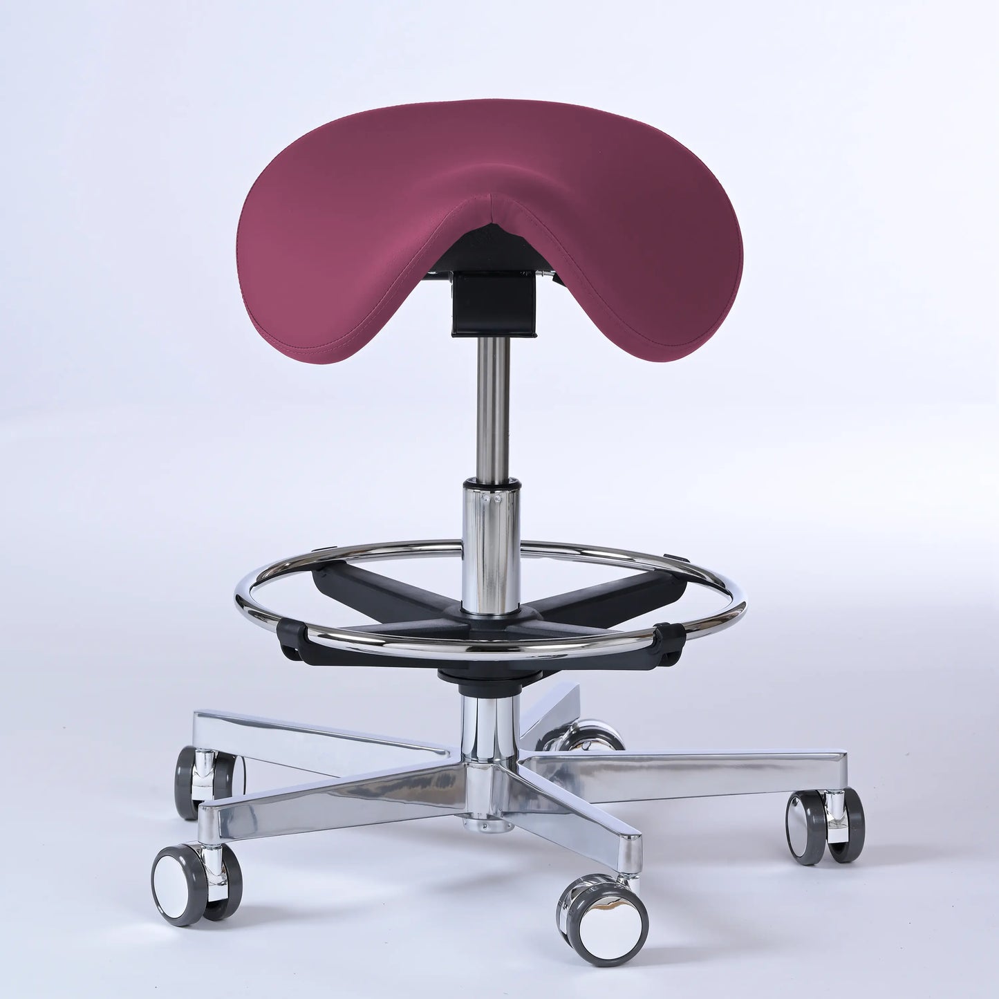 Sattelhocker Garwin – Gestell chrom mit Rollen – ergonomischer Sattelstuhl - lila (4958) / Mit Fußstütze - Lacontaire