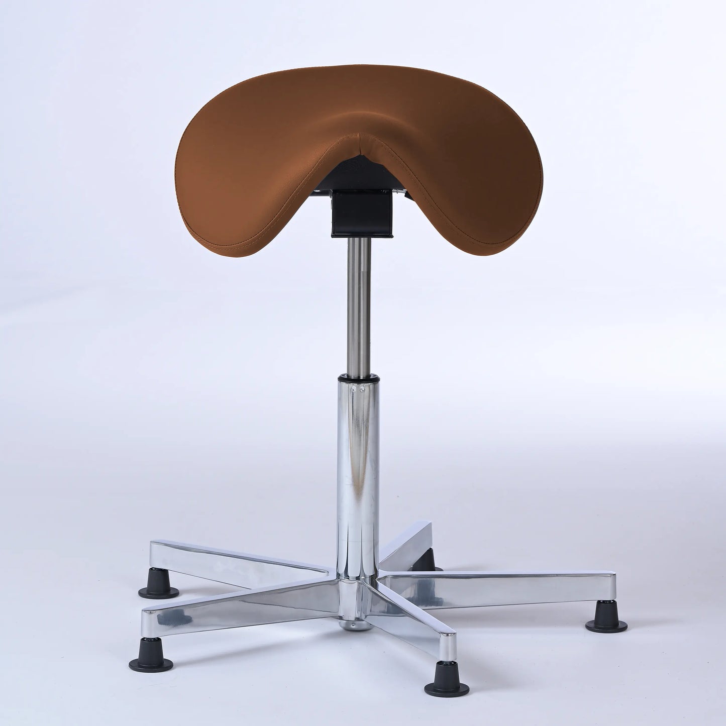 Stehhocker Garwin – Gestell chrom mit Gleitern -  ergonomischer Sattelhocker - braun (4932) / Ohne Fußstütze - Lacontaire