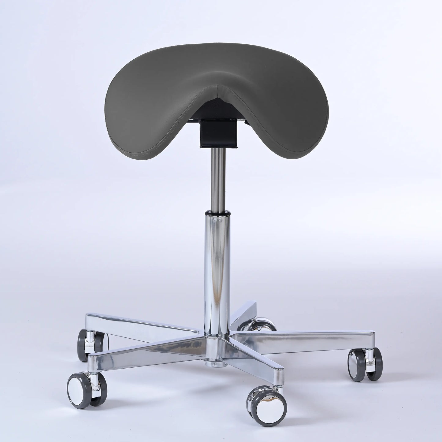 Sattelhocker Garwin – Gestell chrom mit Rollen – ergonomischer Sattelstuhl - grau (4973) / Ohne Fußstütze - Lacontaire