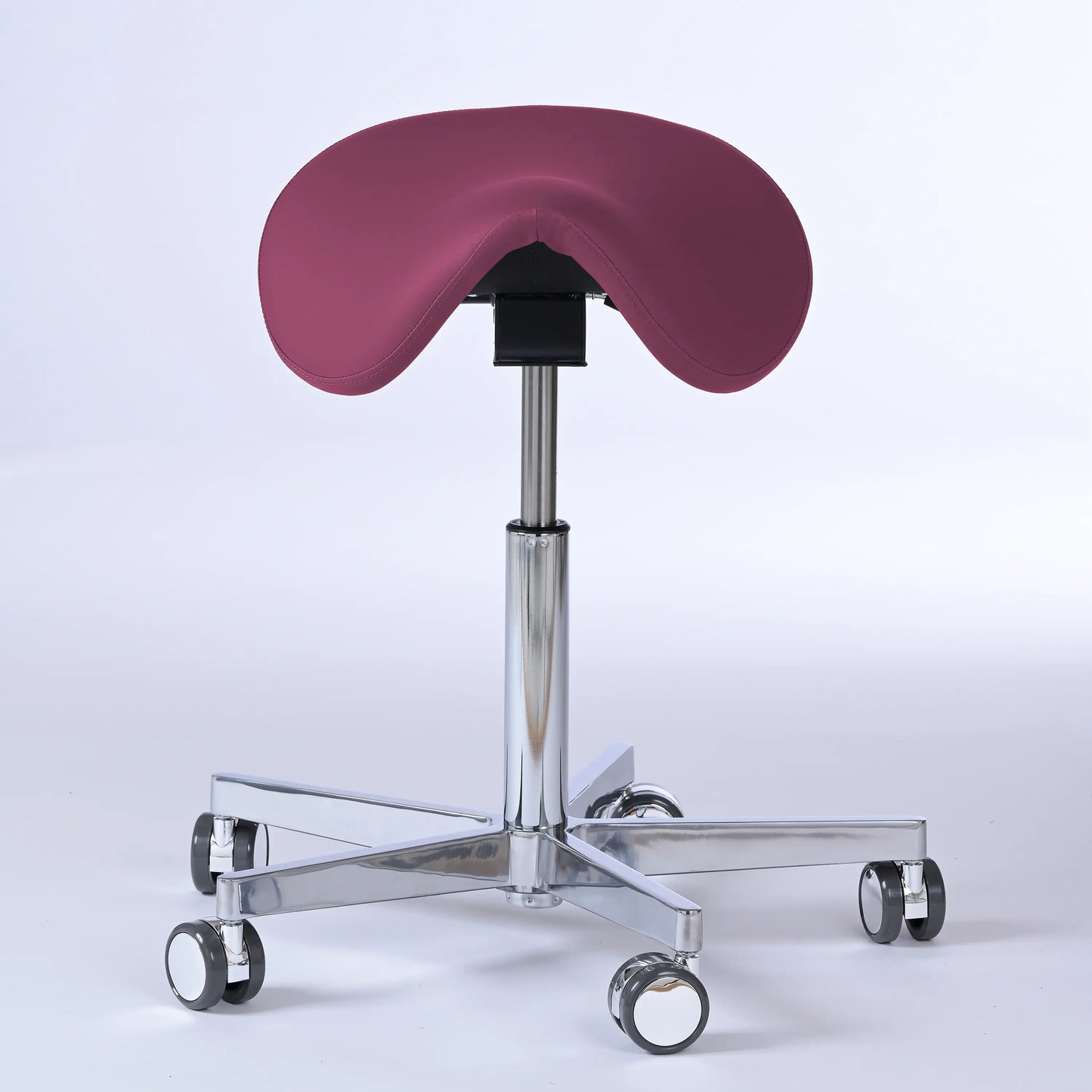 Sattelhocker Garwin – Gestell chrom mit Rollen – ergonomischer Sattelstuhl - lila (4958) / Ohne Fußstütze - Lacontaire