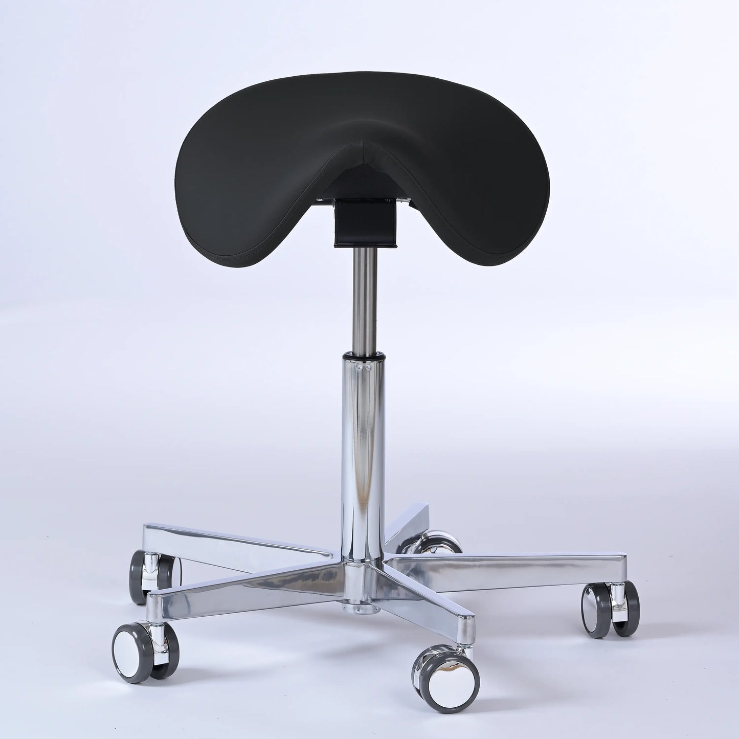 Sattelhocker Garwin – Gestell chrom mit Rollen – ergonomischer Sattelstuhl - schwarz (4979) / Ohne Fußstütze - Lacontaire