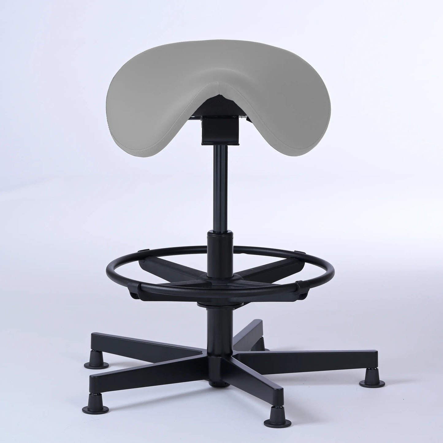 Stehhocker Garwin – Gestell Aluminium mit Gleitern - ergonomischer Sattelhocker - hellgrau (4969) / Mit Fußstütze - Lacontaire