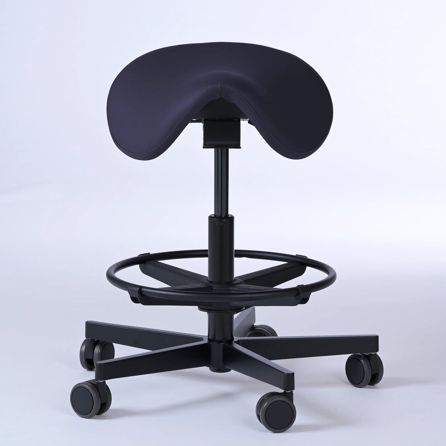 Sattelhocker Garwin – Gestell Aluminium mit Rollen - ergonomischer Sattelstuhl - dunkelblau (4966) / Mit Fußstütze - Lacontaire