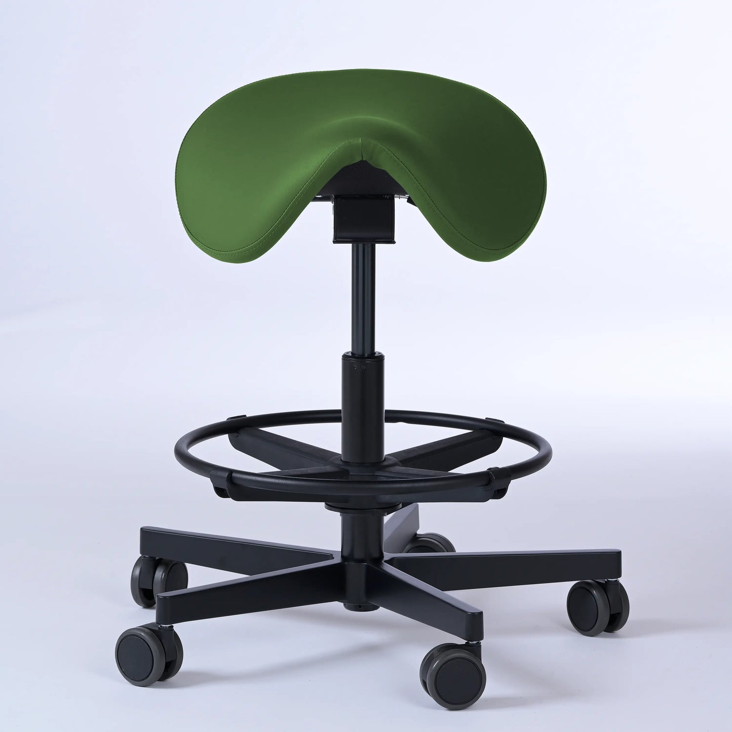 Sattelhocker Garwin – Gestell Aluminium mit Rollen - ergonomischer Sattelstuhl - olivgrün (4943) / Mit Fußstütze - Lacontaire