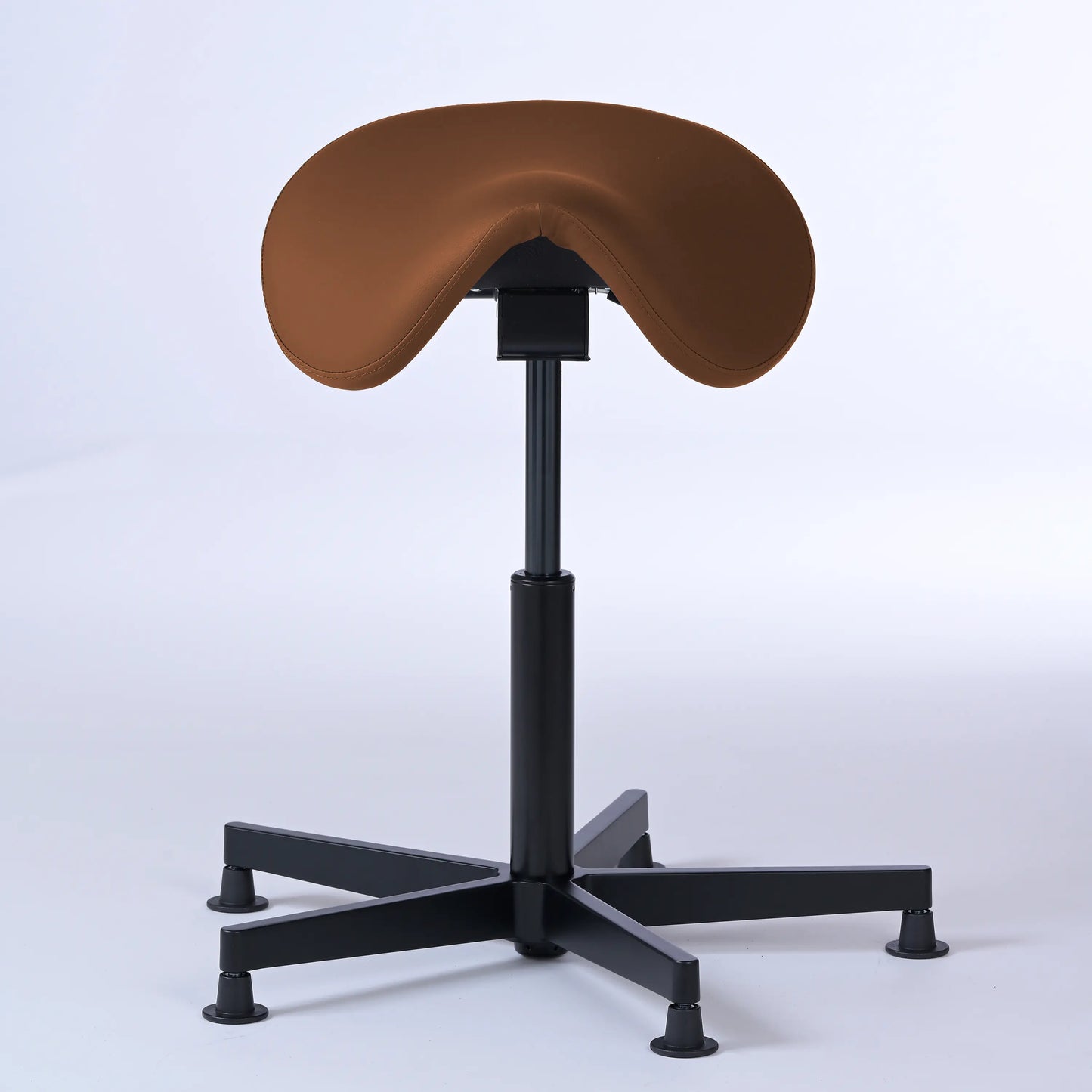 Stehhocker Garwin – Gestell Aluminium mit Gleitern - ergonomischer Sattelhocker - braun (4932) / Ohne Fußstütze - Lacontaire