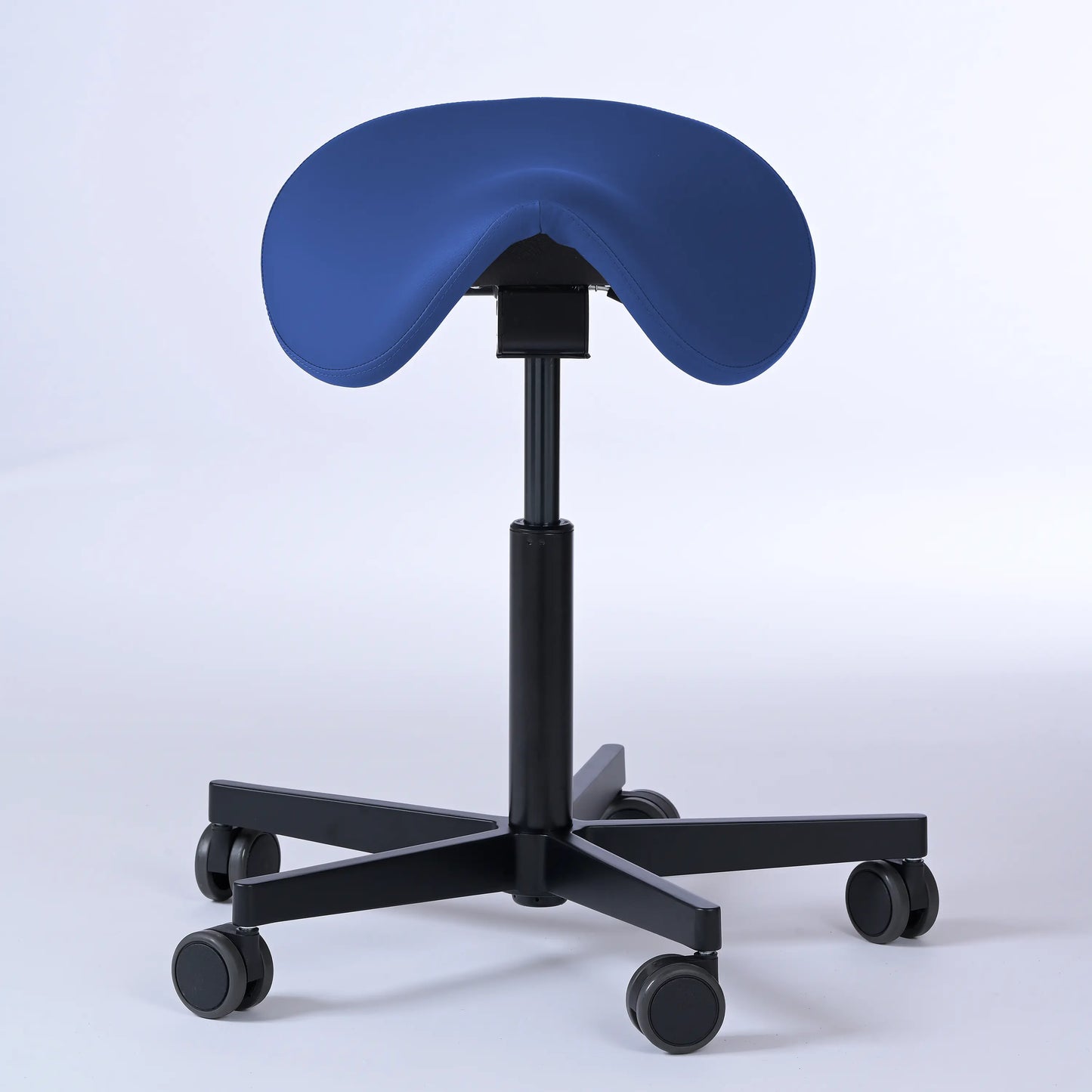 Sattelhocker Garwin – Gestell Aluminium mit Rollen - ergonomischer Sattelstuhl - blau (4965) / Ohne Fußstütze - Lacontaire