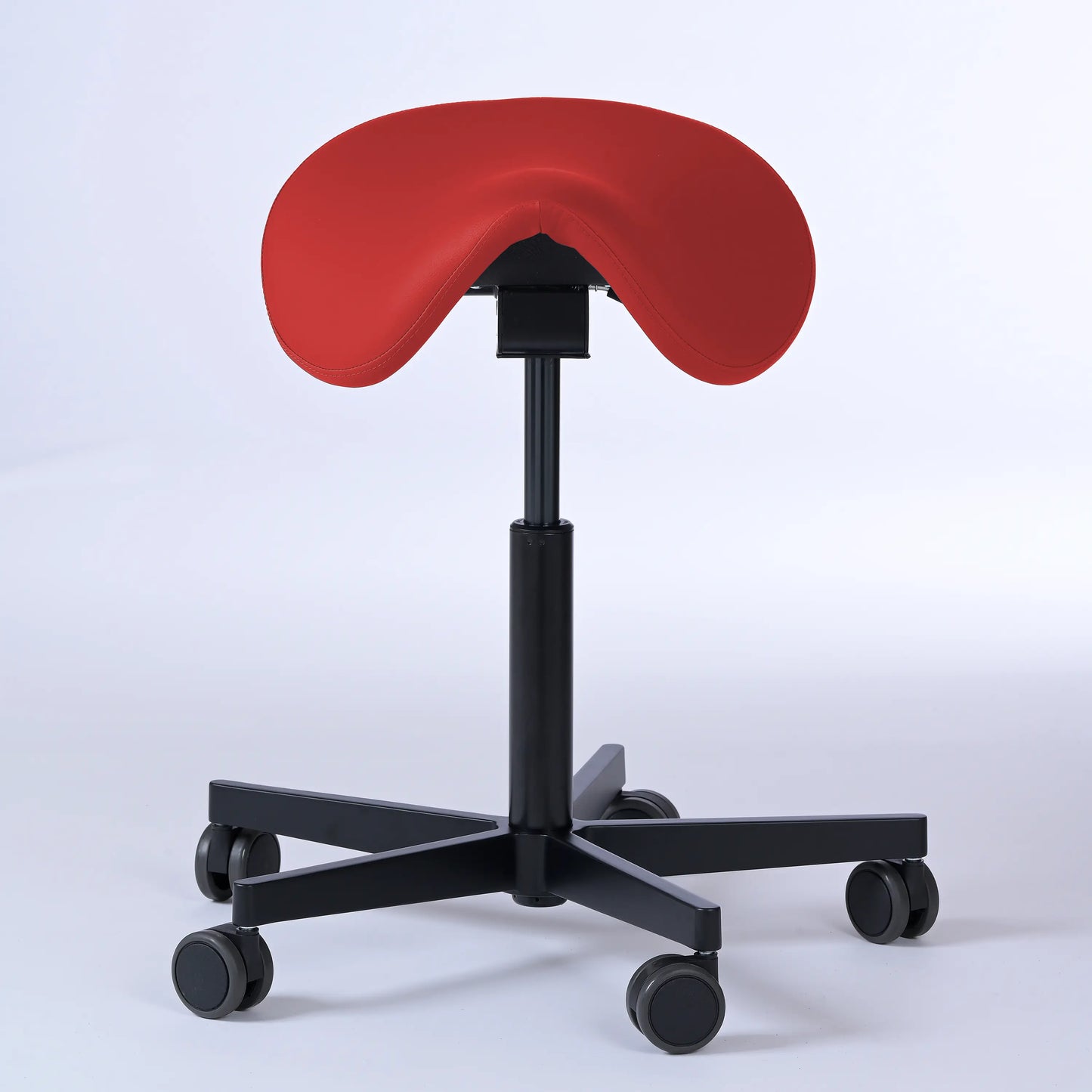 Sattelhocker Garwin – Gestell Aluminium mit Rollen - ergonomischer Sattelstuhl - rot (4952) / Ohne Fußstütze - Lacontaire