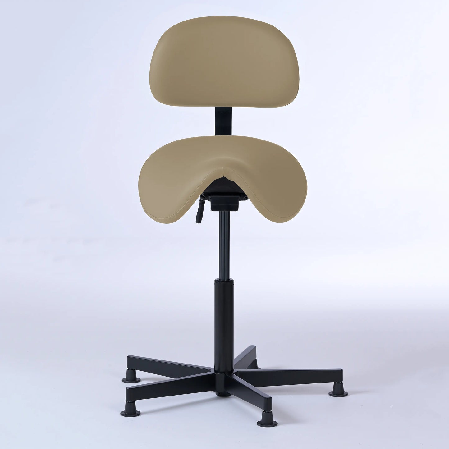 Stehhocker mit Rückenlehne Garwin – Gestell Aluminium mit Gleitern - ergonomischer Sattelhocker - beige (4911) / Ohne Fußstütze - Lacontaire