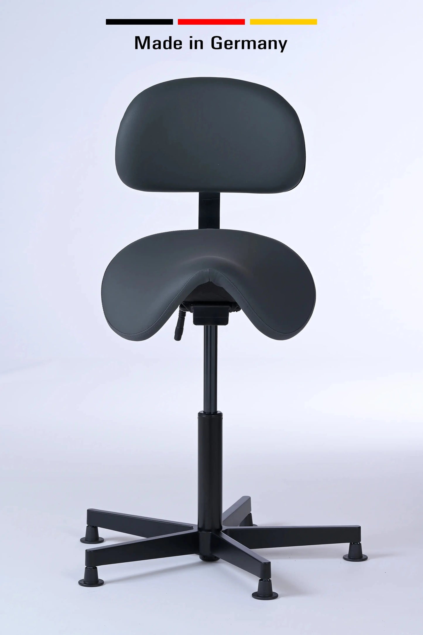 Stehhocker mit Rückenlehne Garwin – Gestell Aluminium mit Gleitern - ergonomischer Sattelhocker - Made in Germany - Lacontaire