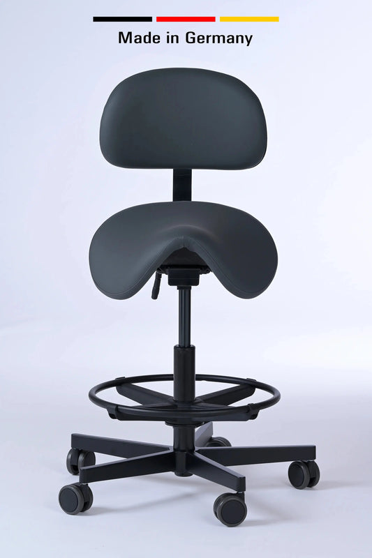 Sattelhocker mit Rückenlehne Garwin – Gestell Aluminium mit Rollen – ergonomischer Sattelstuhl - Made in Germany - Lacontaire