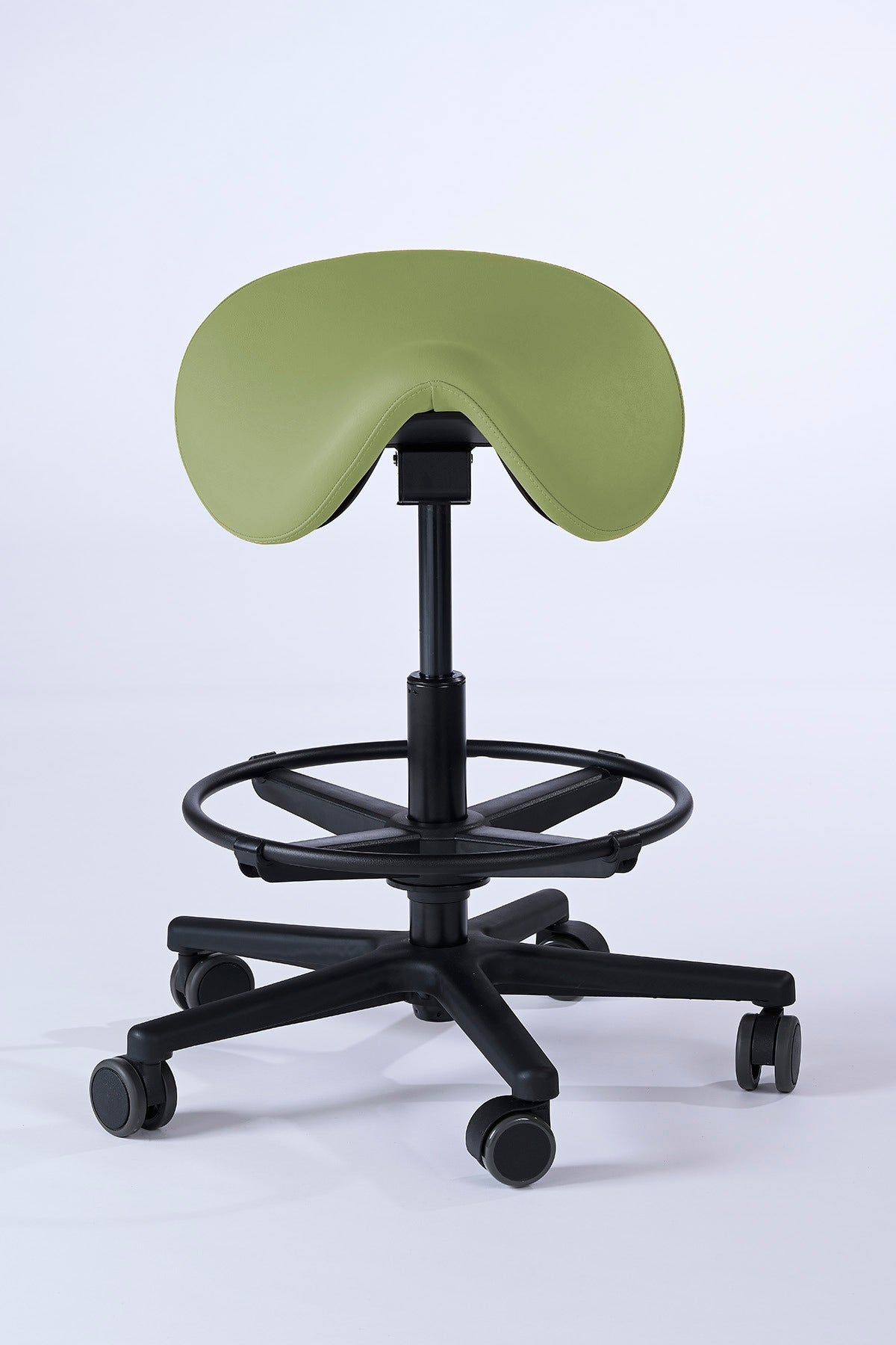 Garwin Sattelhocker in reed mit ergonomisch geformtem Sitz, stufenlos verstellbarer Neigung und Fußstütze – ideal für Praxis, Klinik, Kosmetik oder Friseursalon